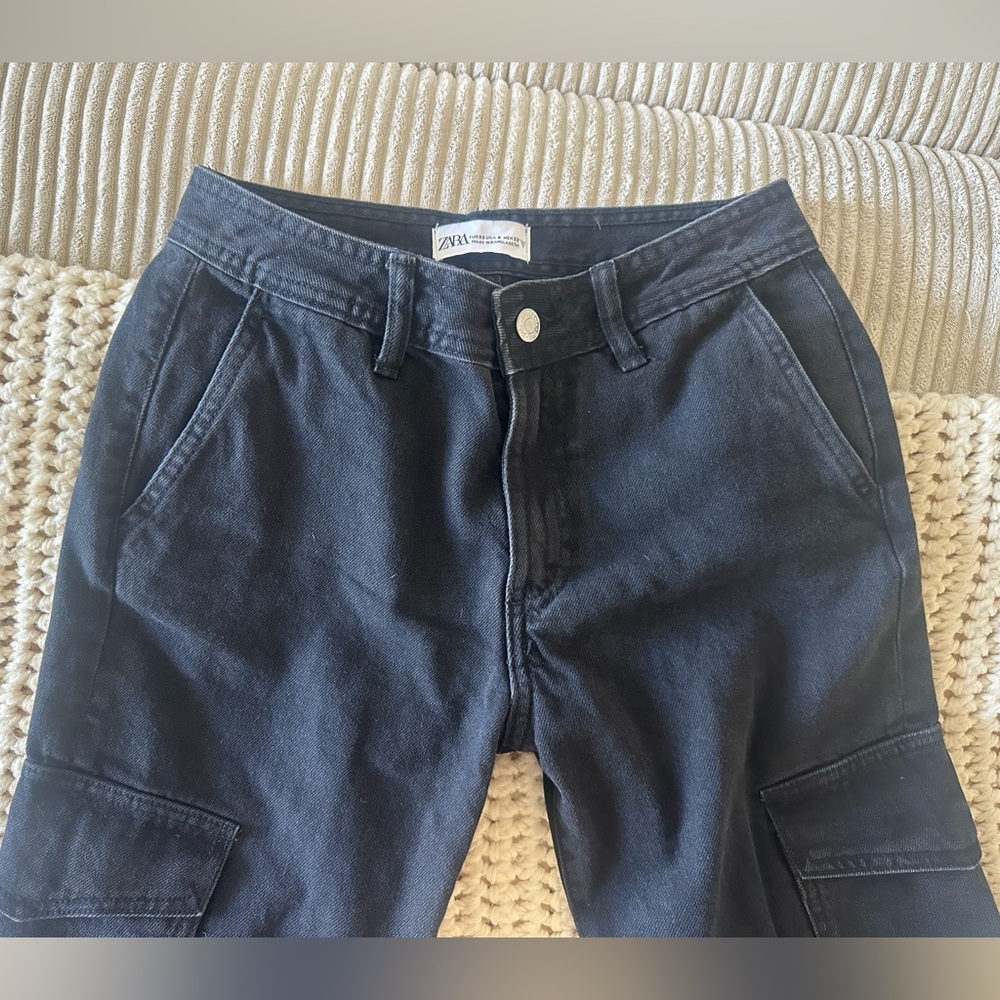 Women’s Zara black cargo pants